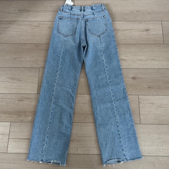 Abercrombie & Fitch 90’s relaxed high rise Jean size 25 NWT - Picture 4 of 5